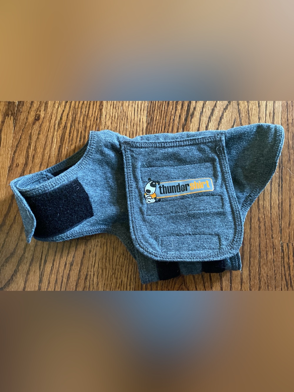 Thundershirt Dog Calming Vest in Grey with Black Accent